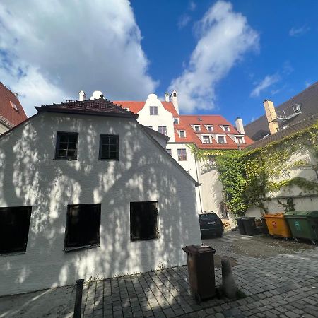 Liboria I Als Gruppe Im Denkmal Augsburgs Apartamento Exterior foto