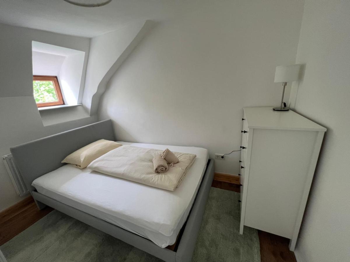 Liboria I Als Gruppe Im Denkmal Augsburgs Apartamento Exterior foto